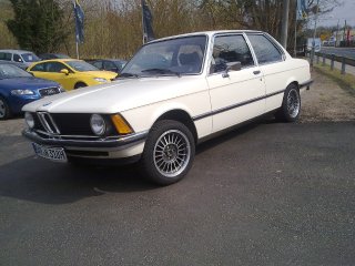 bmw_e21_318_01